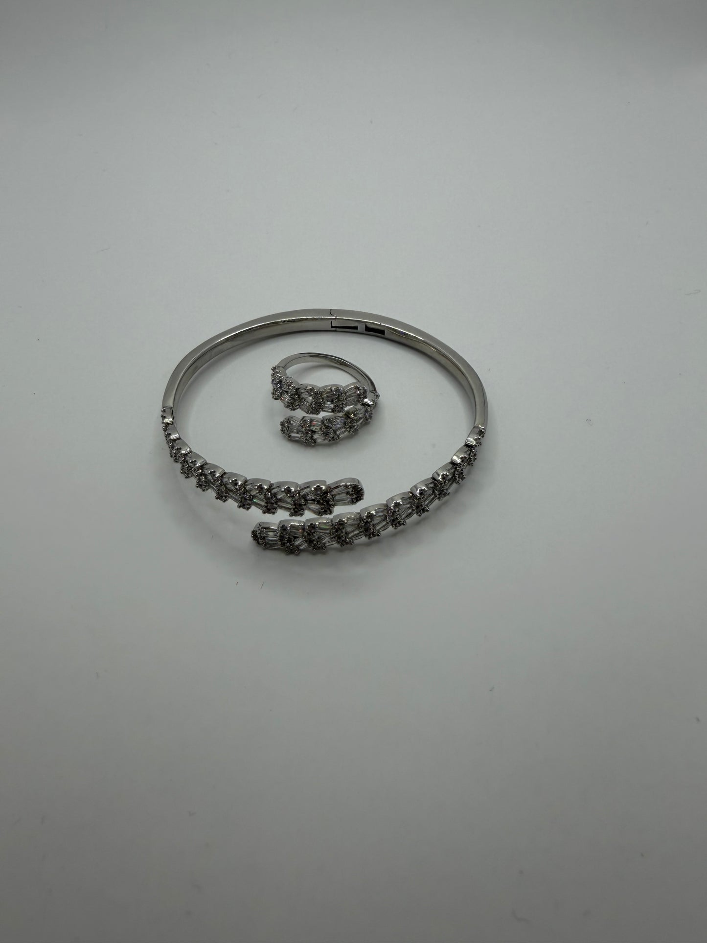 Luna Pavé Bangle & Ring Set – 18K White Gold Plated