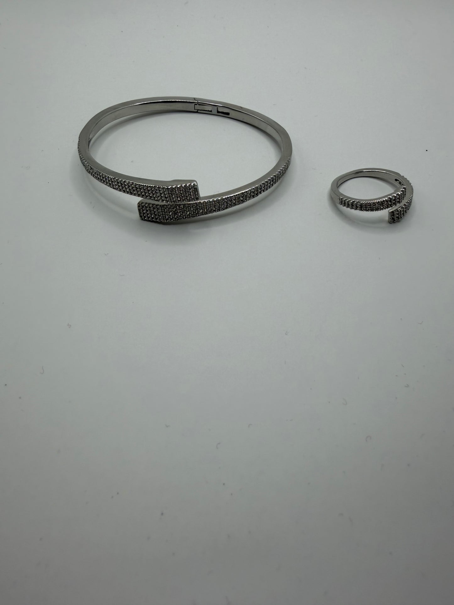 Nova Pavè Bangle & Ring Set – 18K White Gold Plated