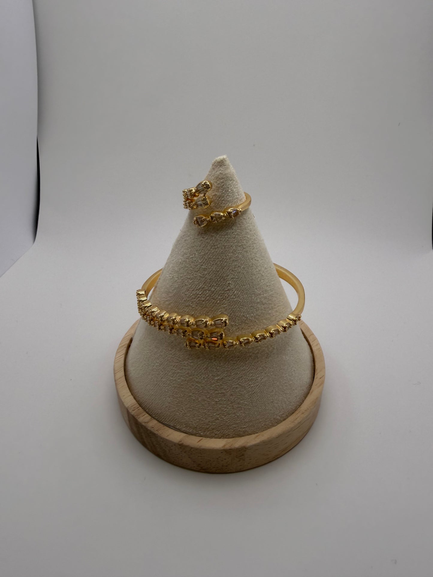 Marquise Vine Bangle & Ring Set – 18K White Gold Plated