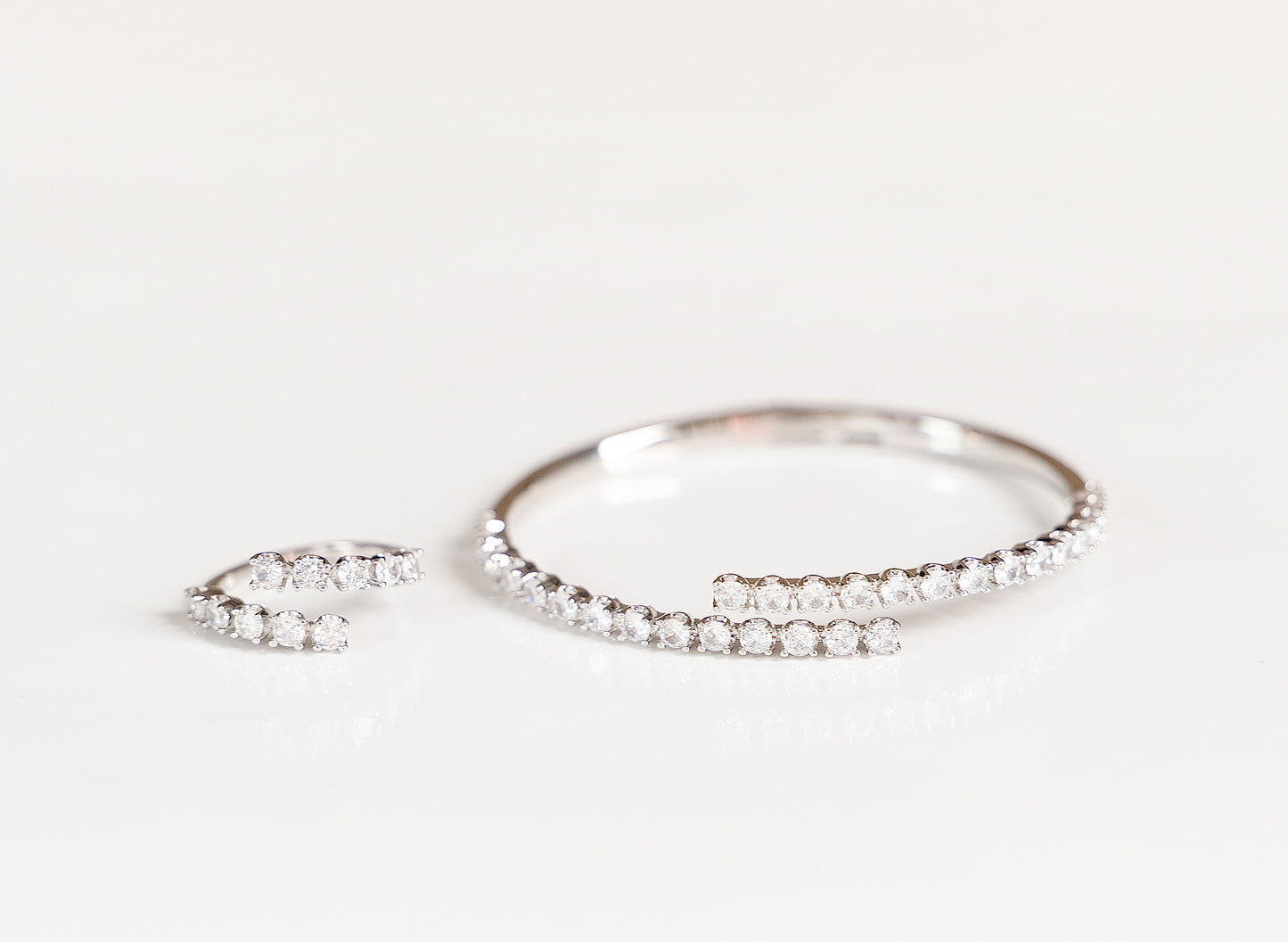 Aura Set Bangle & Ring Set