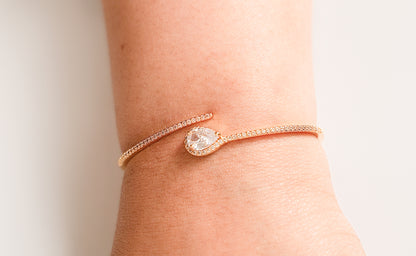 Halo Drop Bangle