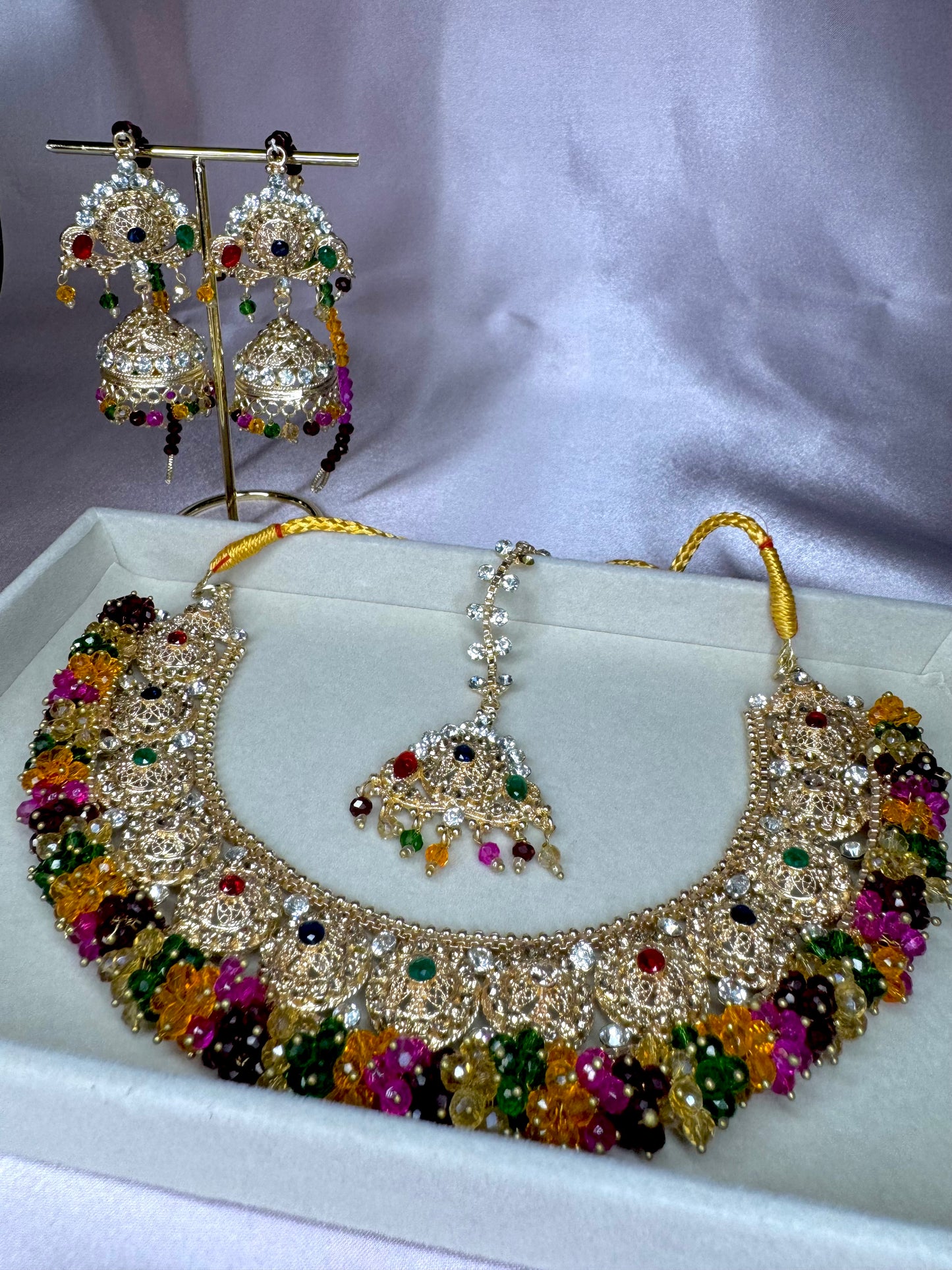 Amirah Necklace set - Multicolour