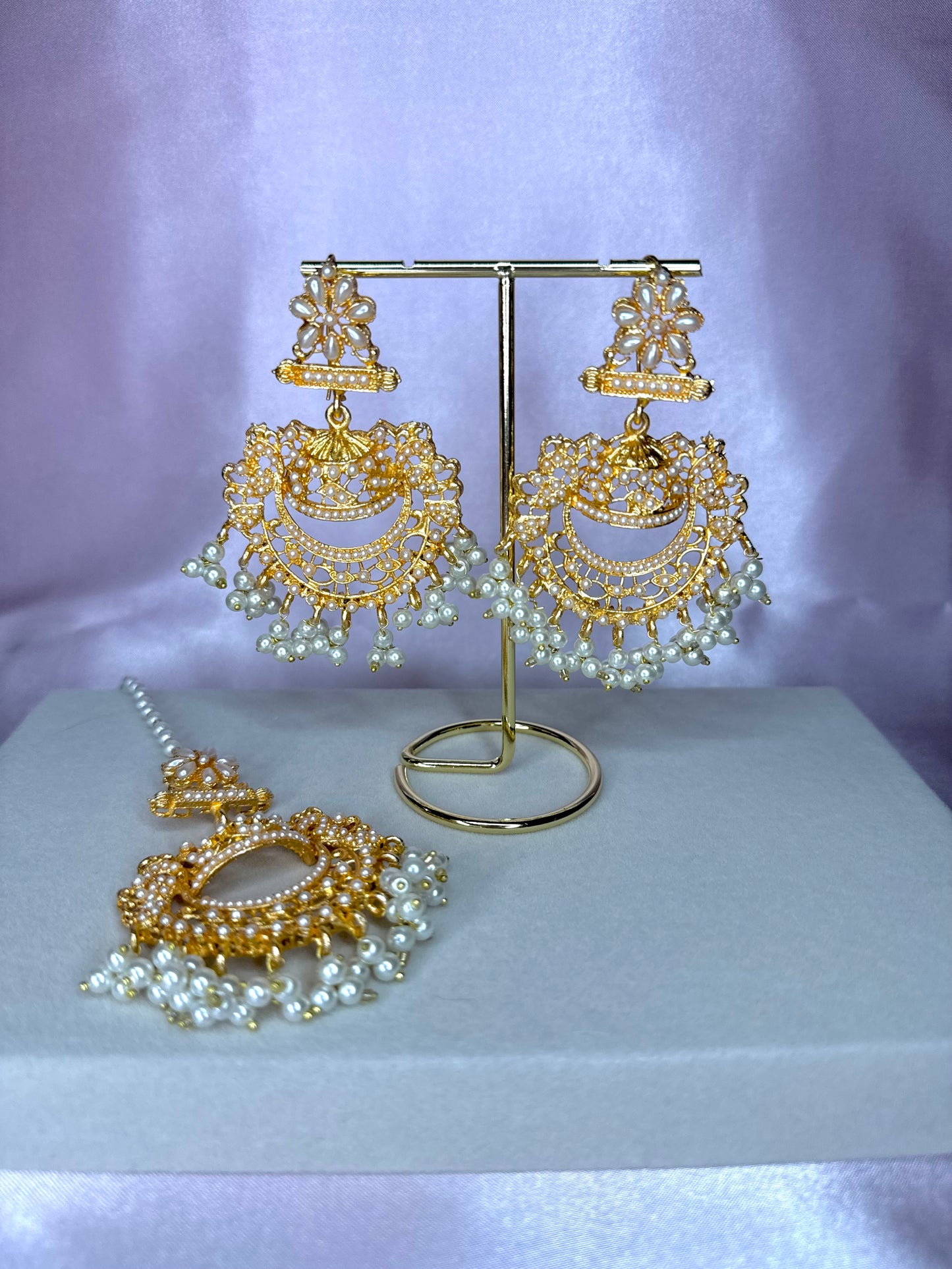 Maryam earrings and tikka set - white