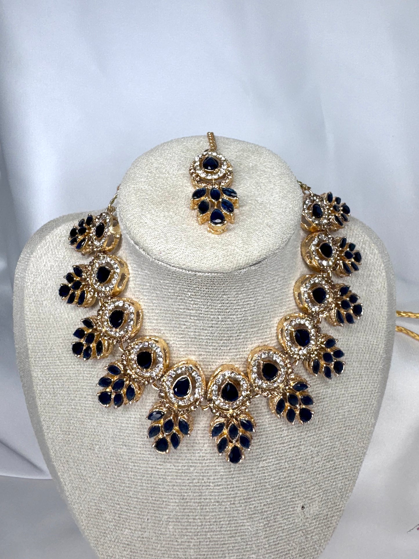 Zahra set - Dark blue on Gold