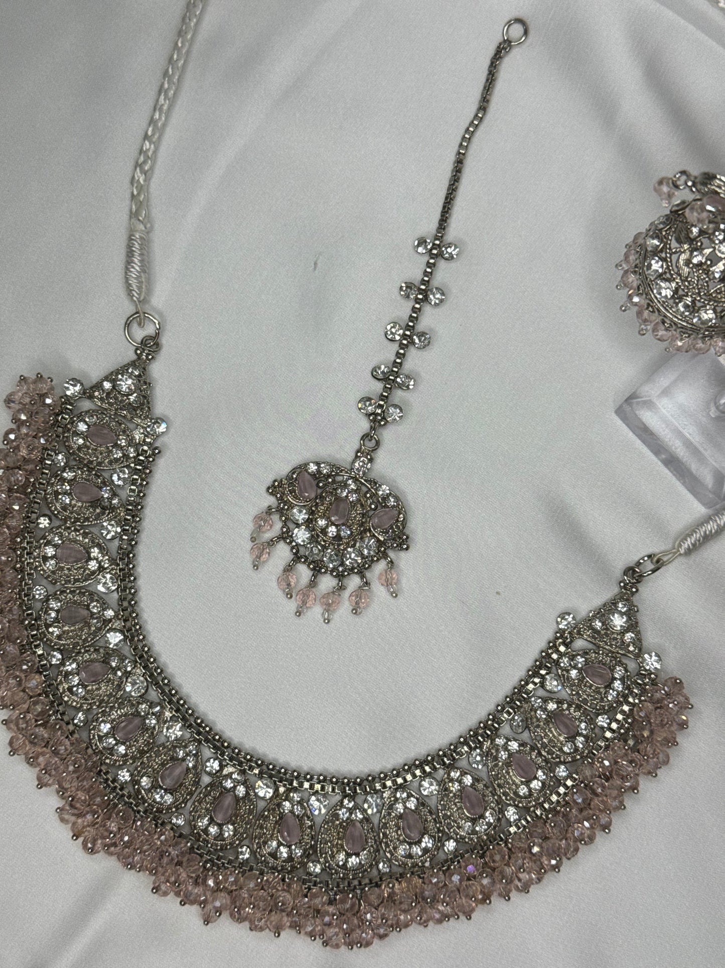 Amirah Necklace set - Light Pink on silver