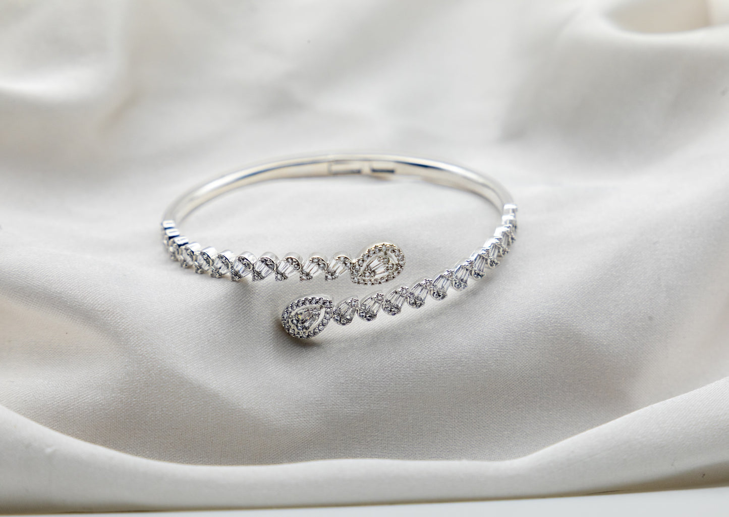 Celeste Teardrop Bangle & Ring Set – 18K White Gold Plated