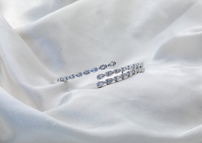Marquise Vine Bangle & Ring Set – 18K White Gold Plated