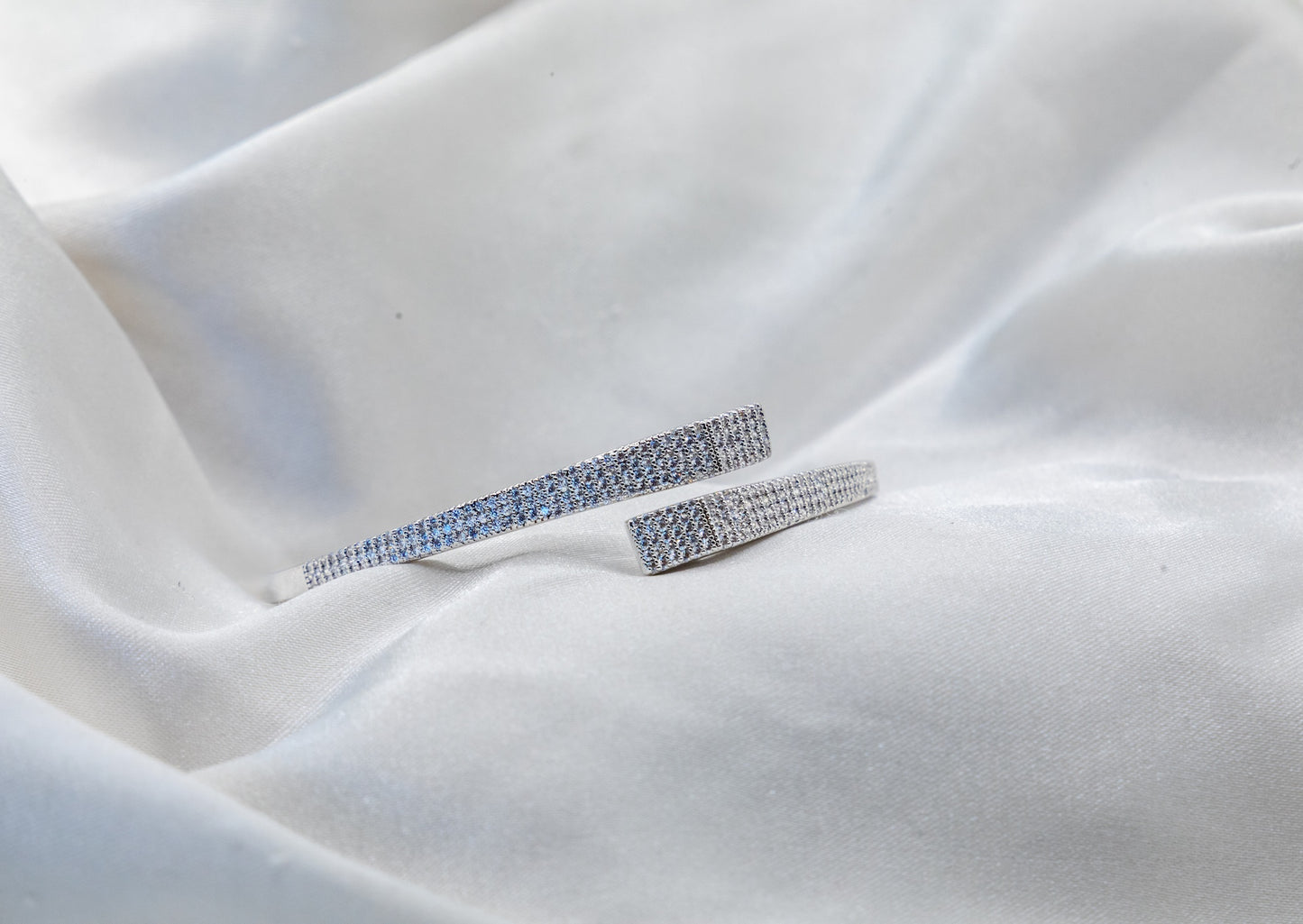 Nova Pavè Bangle & Ring Set – 18K White Gold Plated