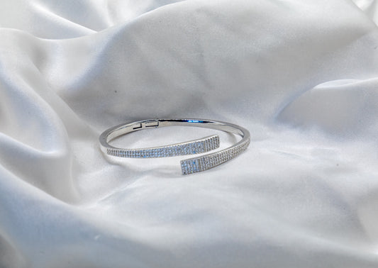 Nova Pavè Bangle & Ring Set – 18K White Gold Plated