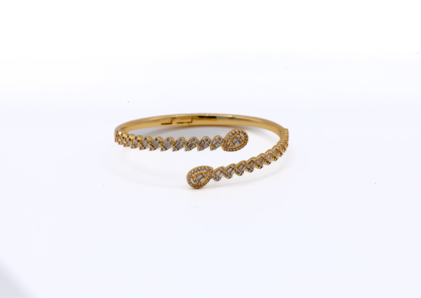 Celeste Teardrop Bangle & Ring Set – 18K White Gold Plated